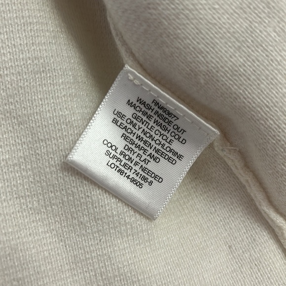 Liz Claiborne Women’s Cropped Long Sleeve Cardigan - Picture 3 of 3